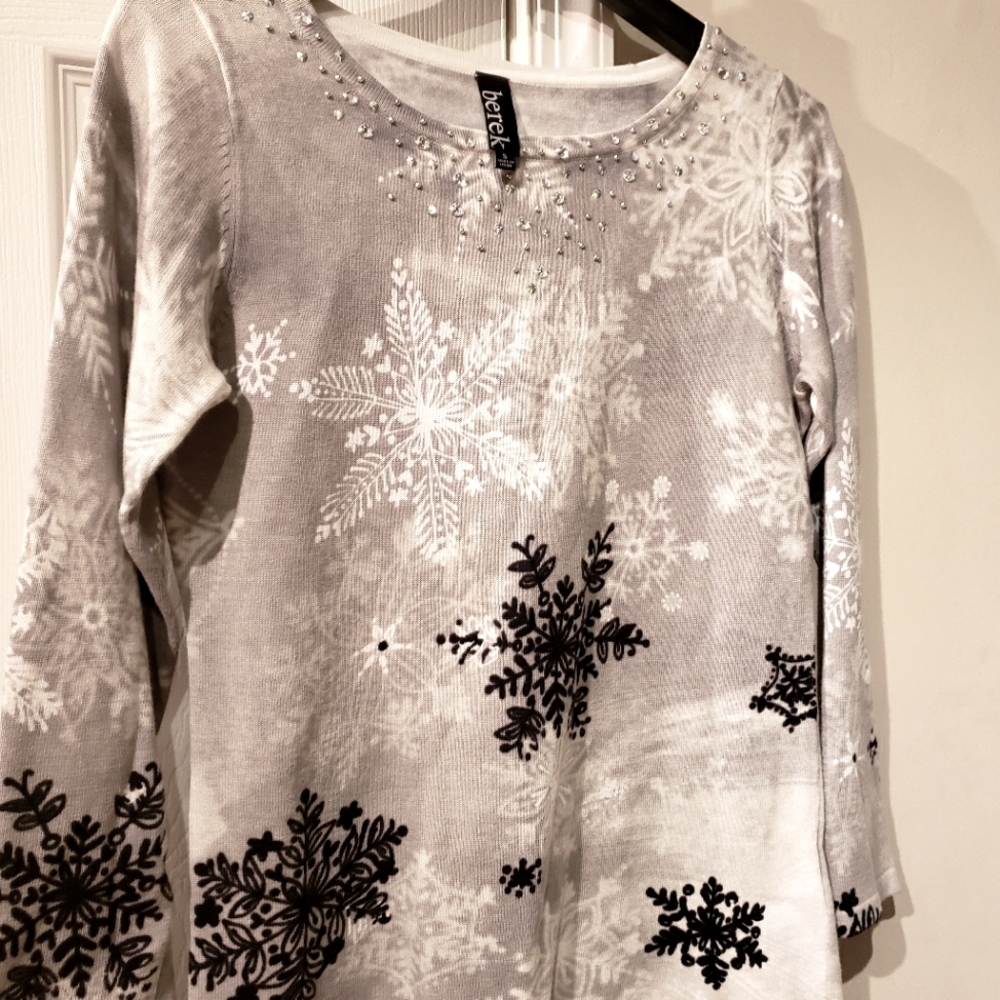 Berek Glamed Neck Snowflake Sweater
